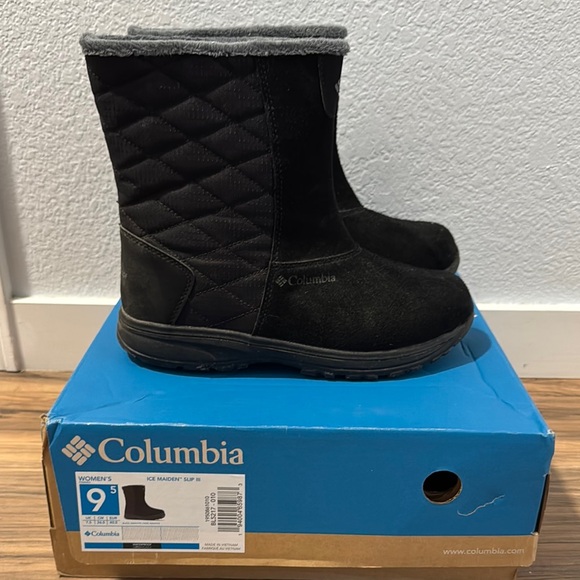 Columbia Black Quilted Winter Boots - Picture 1 of 4
